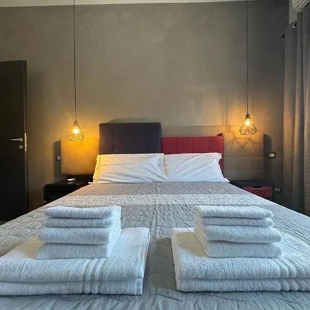Relax & Explore Stylish In Appartement