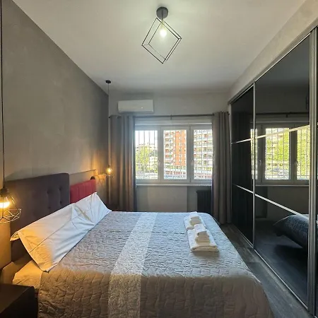 Relax & Explore Stylish In Appartement *