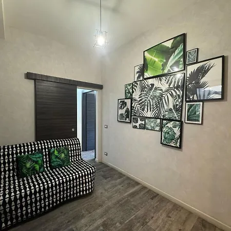 Relax & Explore Stylish In Lägenhet Rom